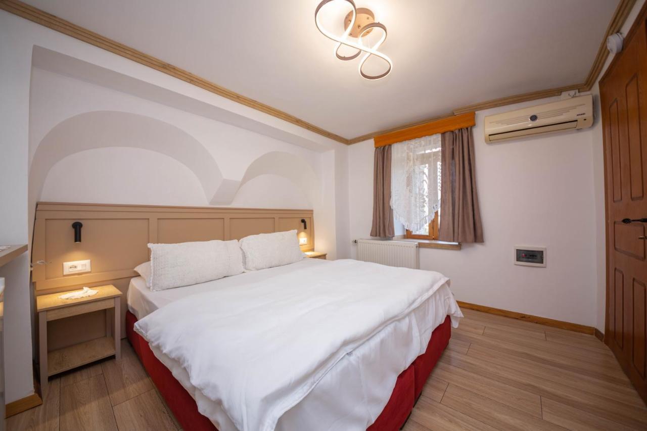 Bed And Breakfast Kotoni Gjirokastër Dış mekan fotoğraf
