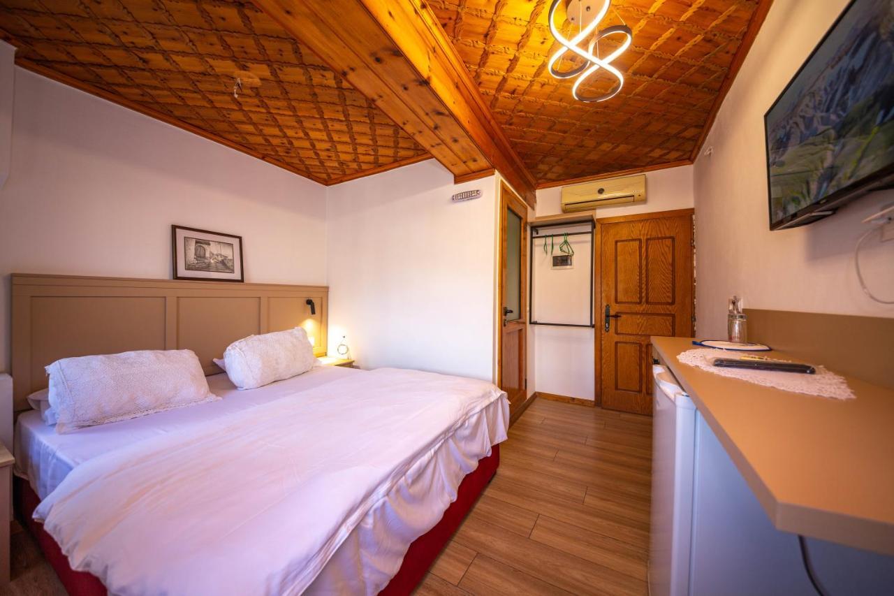 Bed And Breakfast Kotoni Gjirokastër Dış mekan fotoğraf