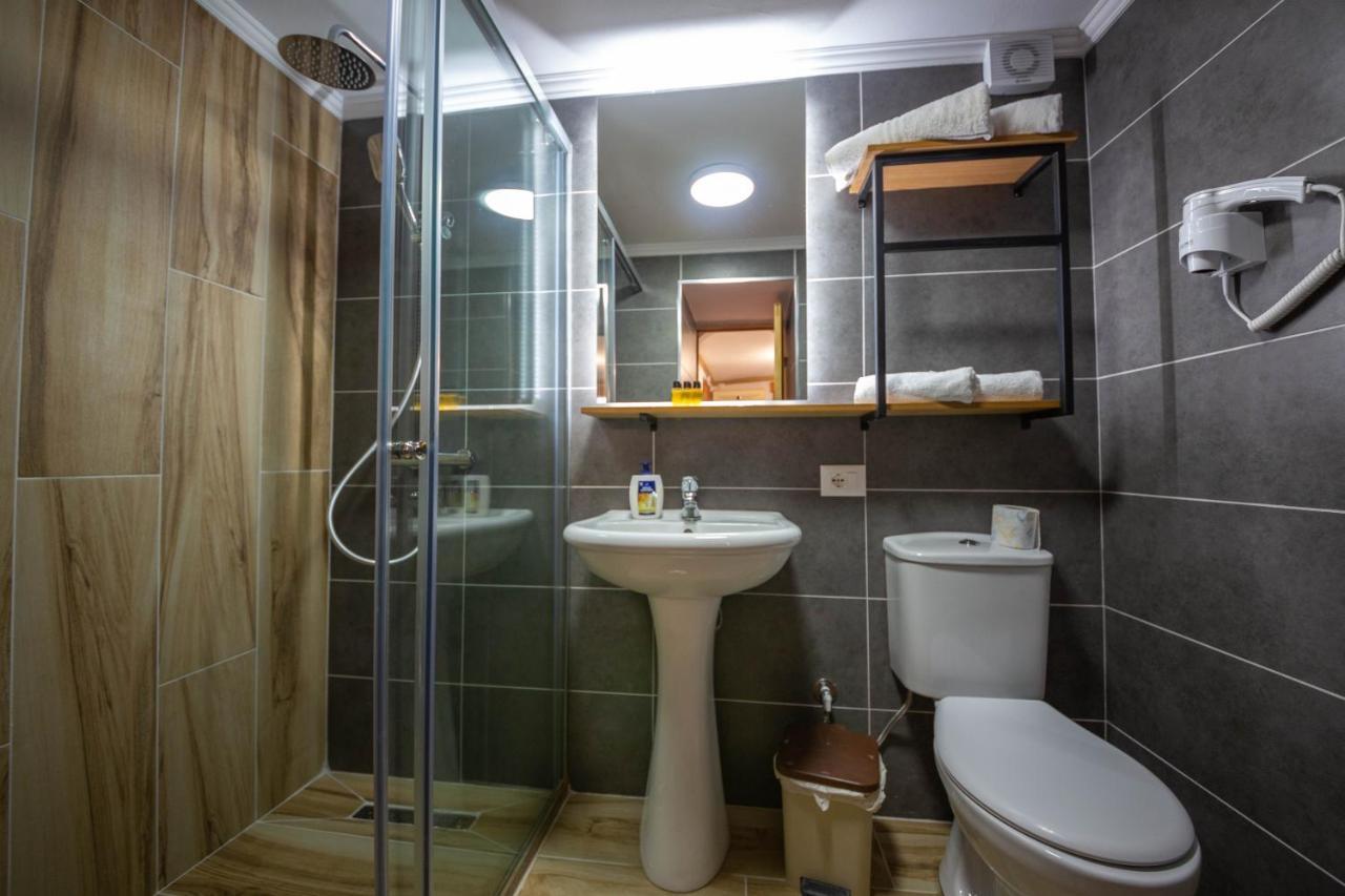 Bed And Breakfast Kotoni Gjirokastër Dış mekan fotoğraf
