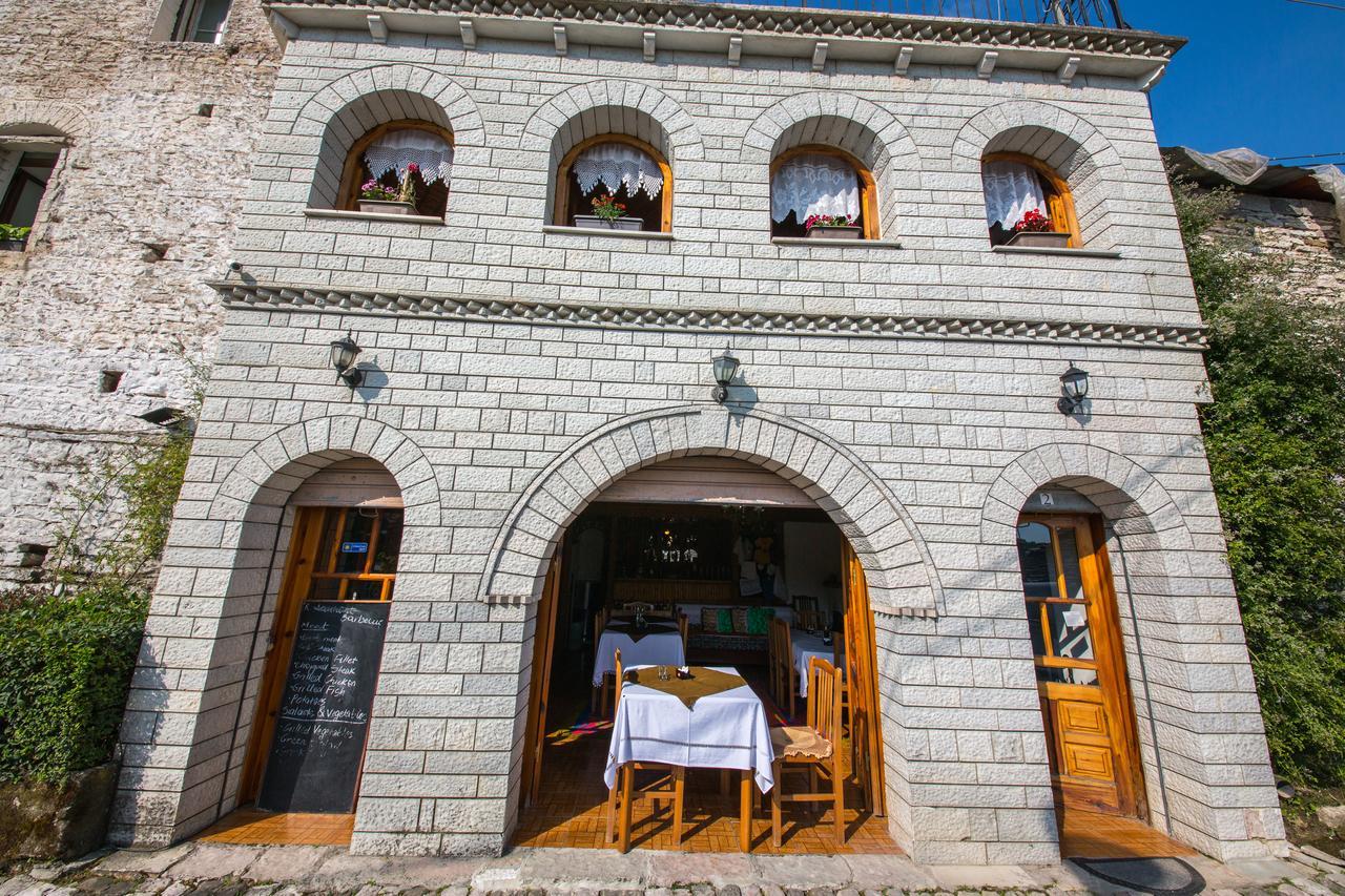 Bed And Breakfast Kotoni Gjirokastër Dış mekan fotoğraf